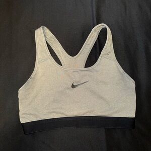 W Nike Sports Bra Size Small
